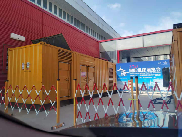 霞山发电车出租-发电机无电压或电压太低怎么办？