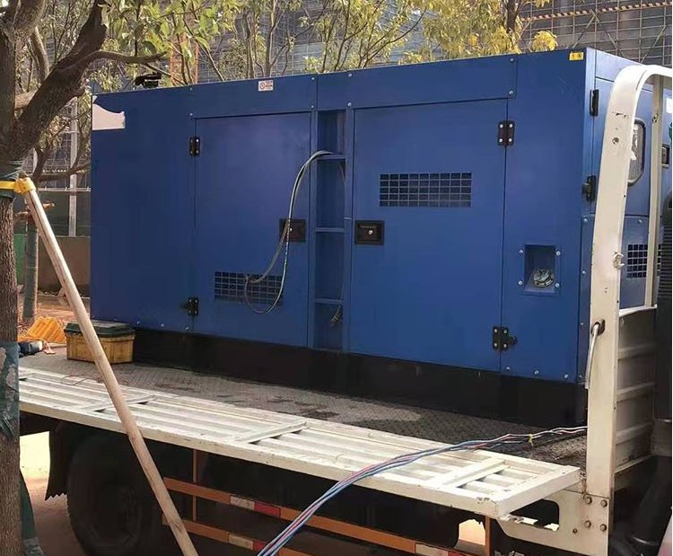 霞山柴油发电机组空气滤清器多久更换一次？