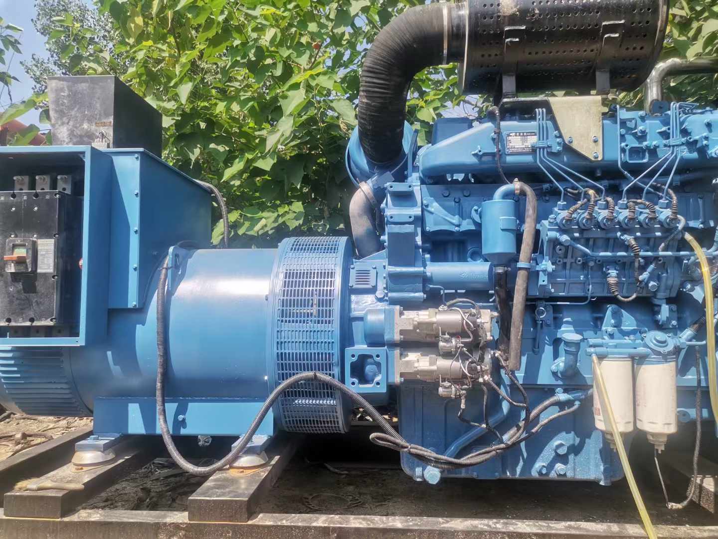 霞山详细说明降低 800kW 柴油发电机输出电流波动的方法