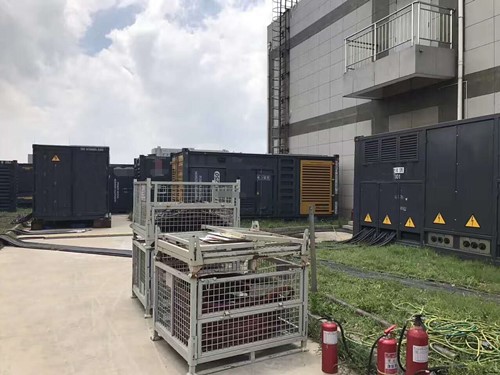 霞山除了定期检查，还有哪些方法可以及时发现接触式转速表探头的磨损？